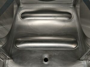 貯水槽清掃1＿株式会社ビルカン